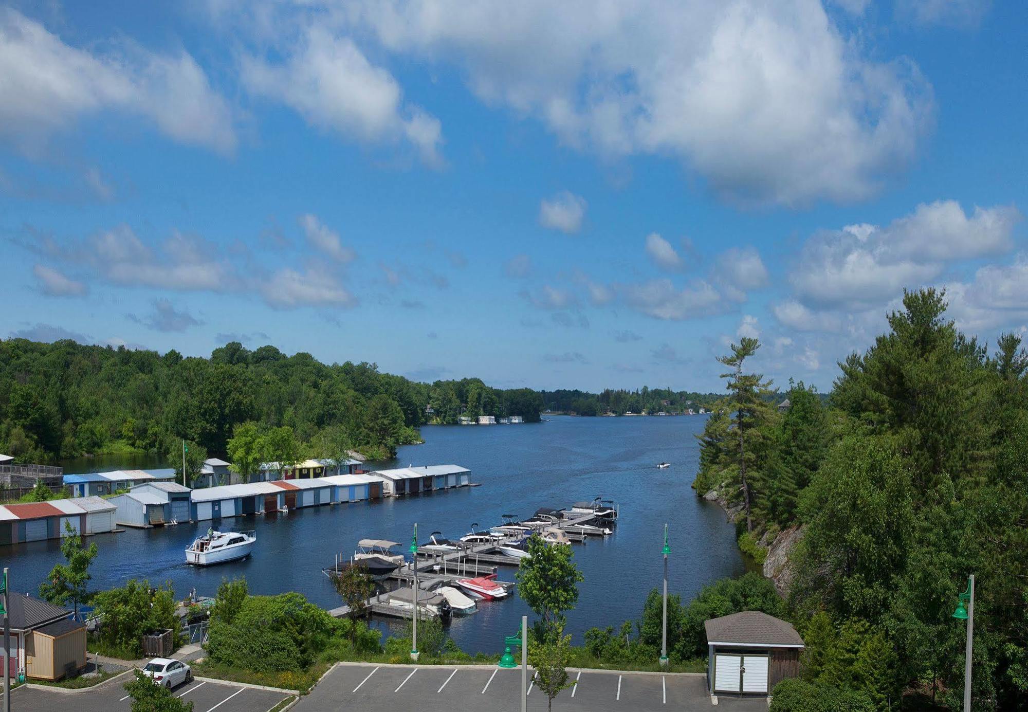 Residence Inn By Marriott Gravenhurst Muskoka Wharf Exterior photo